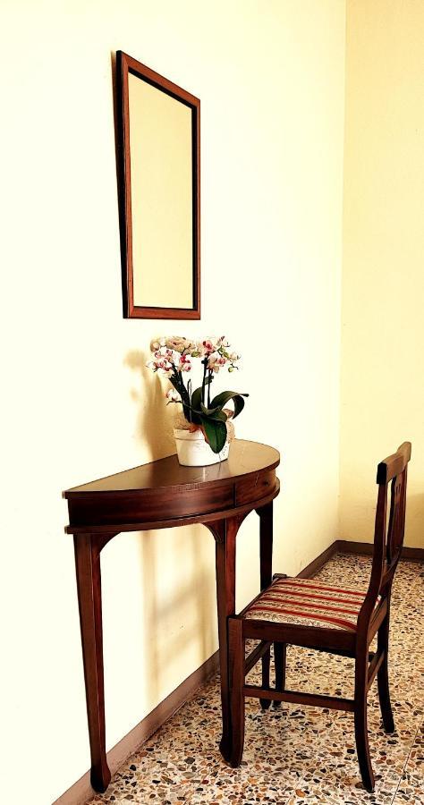 Casa Anto Apartment Lezzeno Luaran gambar